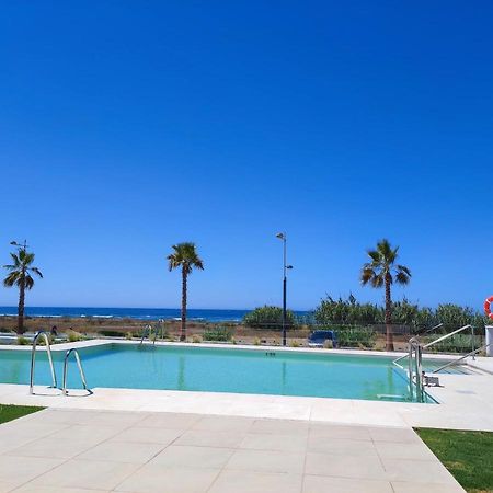 Espectacular Apartamento En Primera Linea De Playa Torrox Eksteriør billede