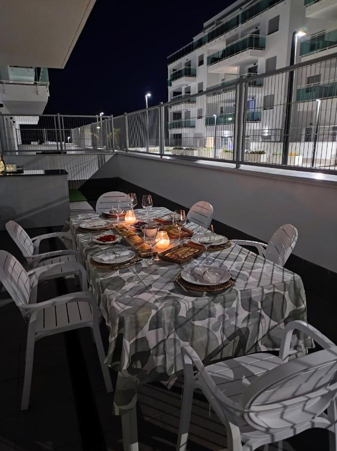 Espectacular Apartamento En Primera Linea De Playa Torrox Eksteriør billede
