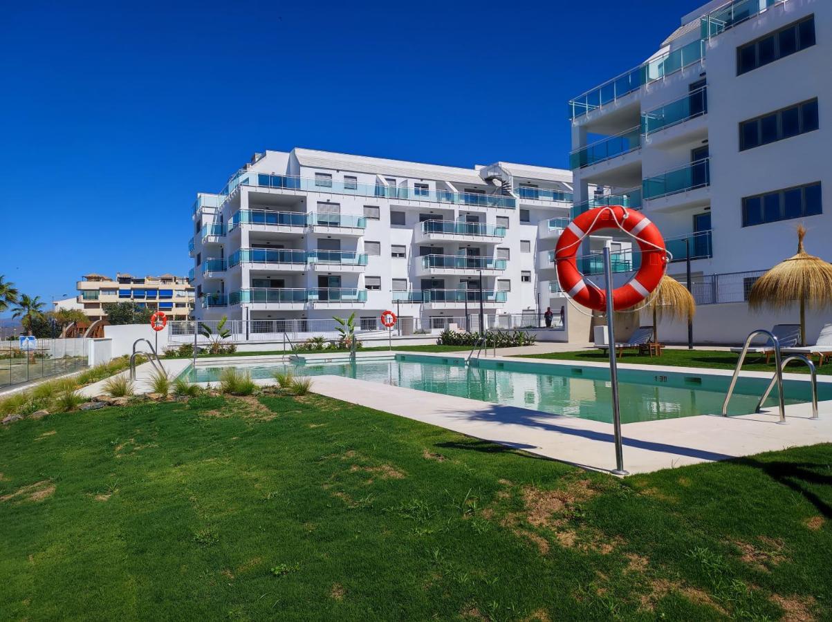 Espectacular Apartamento En Primera Linea De Playa Torrox Eksteriør billede